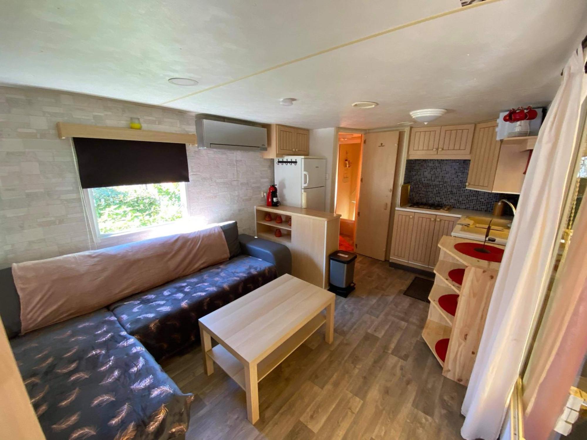 Mobil Home Au Camping Sellig Le Muy Exterior photo
